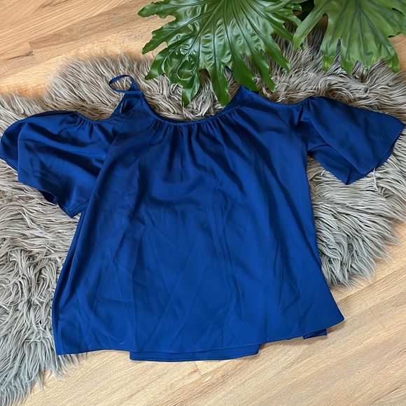 Worn once! French Connection Top - Picture 6 of 6